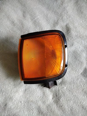 Luz delantera para conductor Isuzu Rodeo 1999 Foto 1 de 2