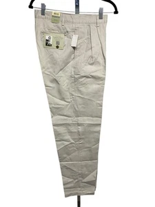Vintage Gap Traditional Sandwashed Khakis Pleated Front 33/32 Tapered To Hem Y2K - Picture 1 of 4