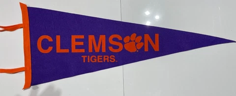 CLEMSON UNIVERSITY TIGERS COLLEGIATE PACIFIC VINTAGE WOOL PENNANT NEW/MINT Cover