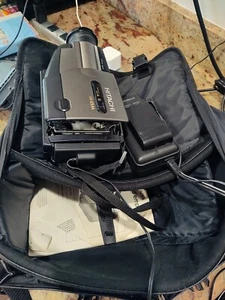 Hitachi VM-E53A Video 8 Camcorder Video Camera Vintage For Parts  - Picture 1 of 4