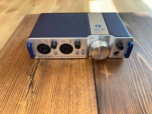 Zoom TAC-2R Thunderbolt Audio Converter - Picture 1 of 3
