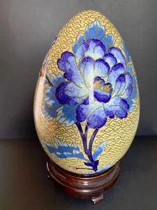 Vintage Cloisonne Ei, Messing Emaille, blau/rosa Blumen, grüner Vogel, mit Ständer - Bild 1 von 9