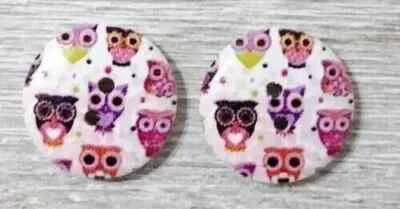 owl round wood sewing buttons 2 holes 3/4 inch pink #4 2pc - Image 1 of 2