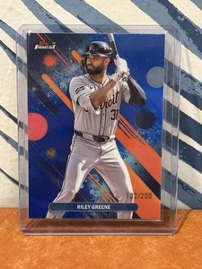 2025 Topps Finest Riley Green blue Common /200 - No. 63 - Picture 1 of 2