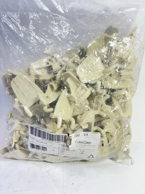 Qty-100 Plastic 2-Prong Beige Fastback® Scan Hooks R33-186-100 7155972891 - Image 1 of 4