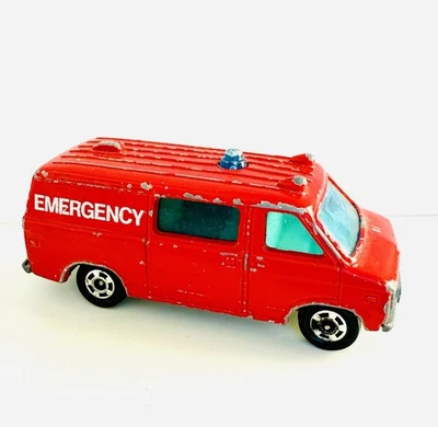 Veículo de emergência vintage 1977 Tomica Tomy Japão F22 22 Chevrolet Chevy Van fundido - Imagem 1 de 4