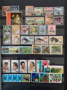 NIUE 1953-1975 SELECTION OF MH MINT 43 x DIFFERENT STAMPS - Picture 1 of 1