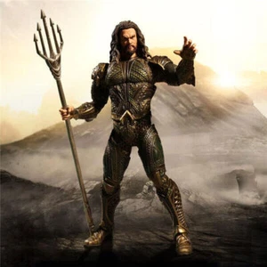 Mezco DC Comics: The Aquaman 1/12 Actionfigur Sammelbox Spielzeug Modell Geschenk - Bild 1 von 6