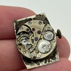 19.7mm Dreadnought B.10022 Manual Wind 16 Jewels Swiss Made Watch Movement PARTS - Picture 1 of 20