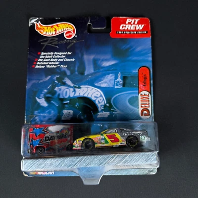 Hot Wheels Terry Labonte Pit Crew Kellogg's Daytona 500 1999 Collectible Car - Image 1 of 4