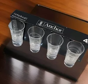 Set 4 Anchor Hocking Clear Shot Glasses Contemporary Etched Swirl 2006 Boxed - Picture 1 of 23