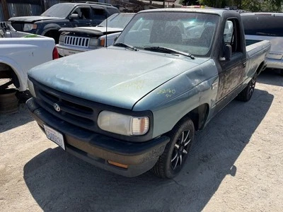 Driver Left Front Spindle/Knuckle Fits 94 MAZDA B-2300 1342406 - Imagem 1 de 4