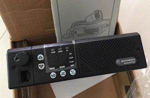 1 Stück Motorola Fahrzeugbühne GM300, 146-174M - Bild 1 von 7