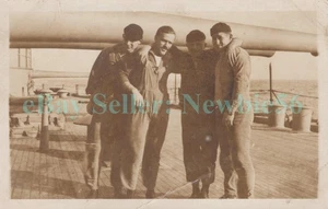 Marina/Militar - SAILORS ON USS TEXAS - c1910 RPPC Postal - Imagen 1 de 2