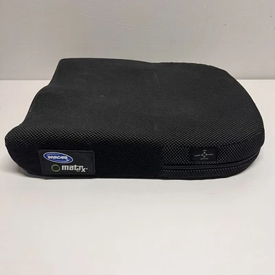 19 英寸 x 16 英寸 Invacare Matrx Vi 电动椅座椅底部凝胶靠垫垫 — 第 1/4 张图片