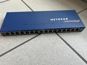 Netgear GS116 v2  ProSafe 16 Port Gigabit Switch inkl. Netzteil - Bild 1 von 2