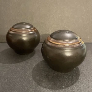Pfaltzgraff Terrace Dark Brown Salt Pepper Shaker Set w Stoppers 2.75" Retired - Picture 1 of 5