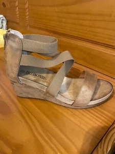 DREAM PAIRS Women's Elastic Ankle Strap Low Wedge Sandals Size 7.5 - Picture 1 of 3