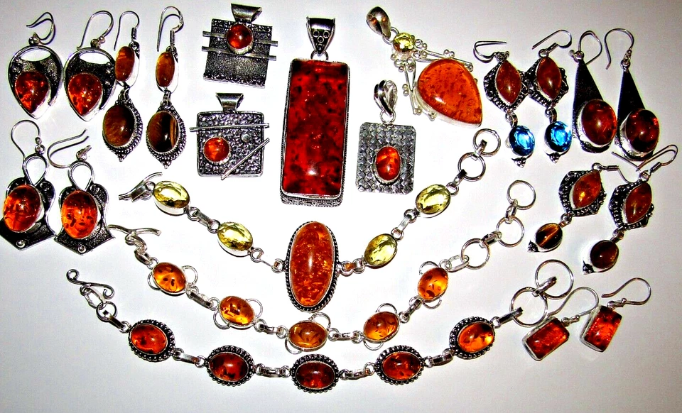Pendientes ÁMBAR Báltico Collares Colgantes y Pulseras Hermosa Elección Rápido Reino Unido Pos Foto 1 de 1