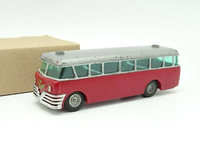 Tekno 1/43 - Volvo Red And Gray Bus - Image 1 of 4