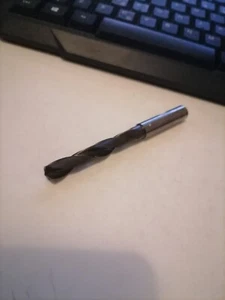 W-Kronen 8,6 mm Kühlmittel durch Festhartmetallbohrer Made in Germany - Bild 1 von 5