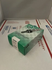 Brand New NGK NTK 22100 Genuine Authentic Oxygen Sensor - Picture 1 of 3