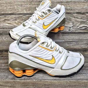 Nike Shox Reveal Orange/White Running Shoes Sneakers Rare Women's Size 7.5 - Picture 1 of 9