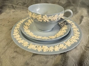 VTG Wedgwood Queens Ware Cream Lavender Blue Demitasse Cup Saucer Luncheon Plate - Picture 1 of 14