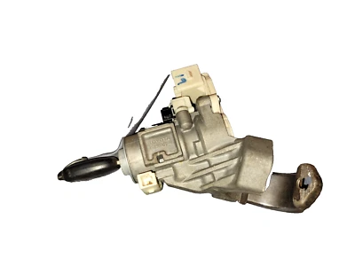 Toyota Corolla LE 2014-2015 bloqueo de arranque de encendido con llave B-14 D Foto 1 de 3