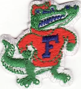 Florida Gators 1 3/4" x 1 5/8" ferro su toppa *vintage NOS* #136 - Foto 1 di 1