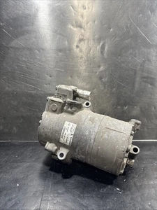 2014-2018 MERCEDES C CLASS W205 C350e HYBRID AIR CON COMPRESSOR PUMP A0008302800 - Picture 1 of 6
