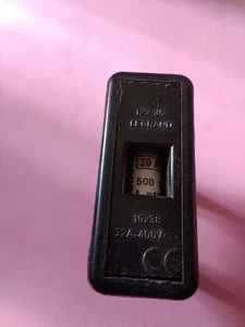 Legrand Sicherungshalter 10x38 Bakelit Pin 9mm Abstand 3cm Sicherung 20 Ampere  - Bild 1 von 2