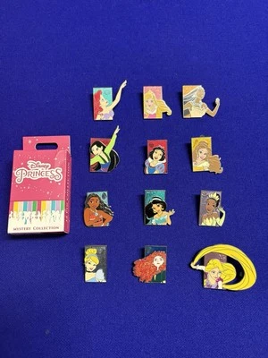 Caja de prendedores misteriosos colección princesas parques Disney 2021 JUEGO COMPLETO NUEVO Foto 1 de 4