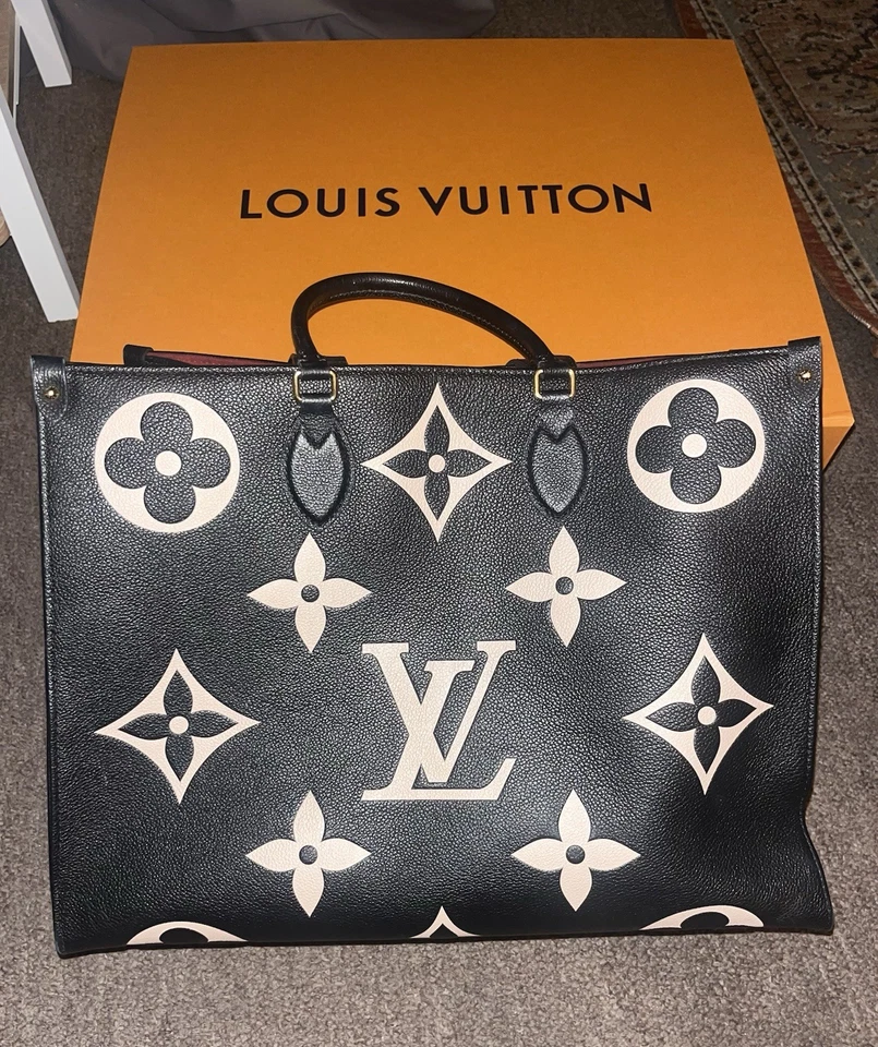 Bolso de Mano Louis Vuitton OnTheGo GM Monograma Gigante Negro Beige Auténtico Grande LV Foto 1 de 4