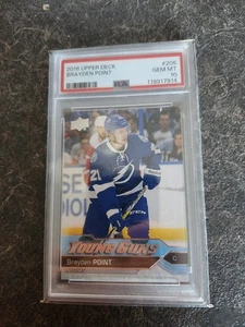 2016-17 Upper Deck Series 1 Young Guns PSA 10 Brayden Point Card# 205 - Bild 1 von 2