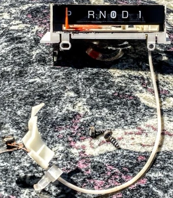 Indicador de cambio serie F Ford Truck 80-86 con cuadro de instrumentos de sobremarcha PRND21 Foto 1 de 4