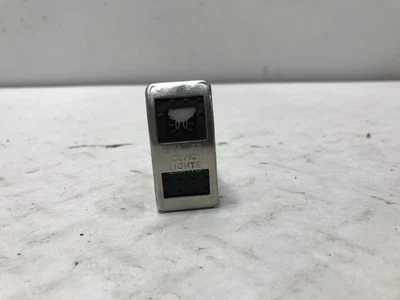 Interruptor de tablero/consola Western Star Trucks 4900EX LUCES CL/ID - Usado Foto 1 de 4