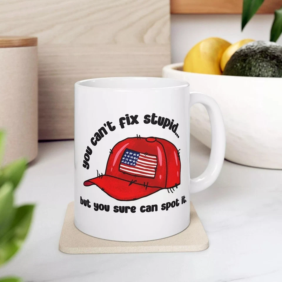You Can't Fix Stupid But You Can Spot It Anti MAGA Fvck Trump Mug - Imagem 1 de 1
