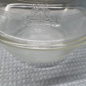 Vintage Glasbake Poppy Design Casserole Round Lidded Bowl 206/216McKee - Picture 1 of 7