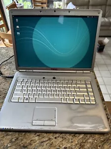 Dell Inspiron 1525 Intel 06FD 2.0 GHz 15.4" 4GB RAM 320GB Linux Ubuntu OS - Picture 1 of 9