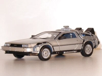 DMC DeLorean LK Coupe - back to Future - WELLY 1:24 - Immagine 1 di 2