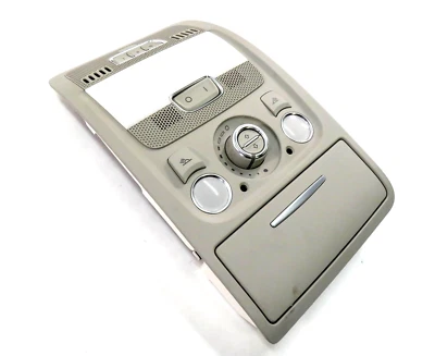 AUDI Q5 2012 (B8 8R) DOMO DELANTERO LECTURA MAPA LUZ CORTESÍA LÁMPARA (GRIS) Foto 1 de 4