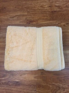 Ralph Lauren USA Yellow Body Towel - Picture 1 of 3