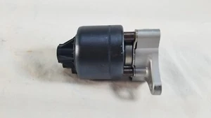NEW GM EGR Exhaust Gas Recirculation Valve 17113300 OEM - Picture 1 of 5