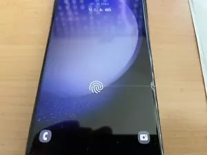Samsung S23 Ultra Displayeinheit mit Akku (Defekt) - Bild 1 von 8