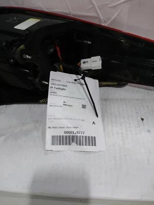 2015 KIA Optima Right Tail Light Assembly Silver 117K Miles OEM Quality - Image 1 of 4