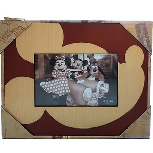 Disneyland Paris Disney Mickey Mouse Photo Frame Picture 10 x 15cm Wooden Wood - Picture 1 of 12