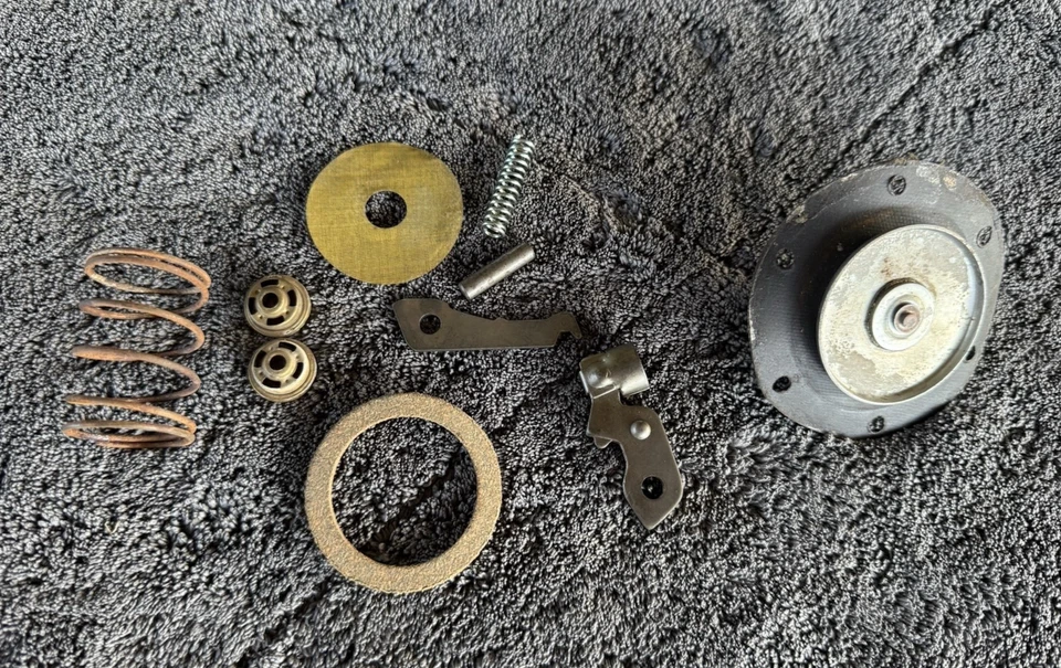 1936-1948 Lincoln V-12 Zephyr Continental Custom Fuel Pump kit Foto 1 de 4