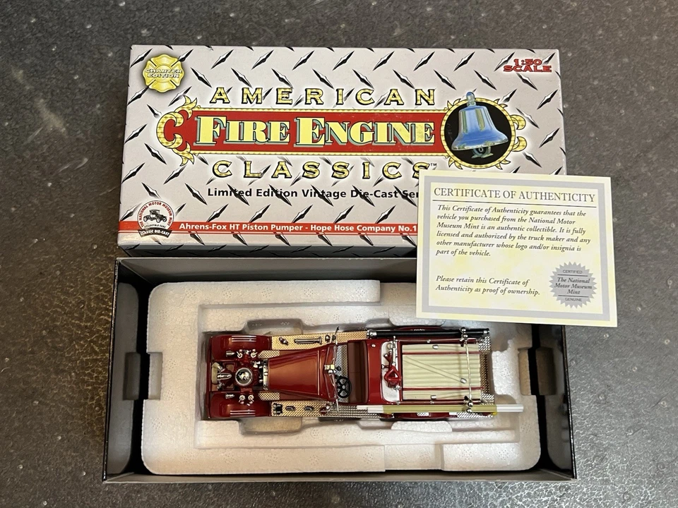 Corgi US52604 Ahrens-fox HT Piston Pumper Hope Hose Company No. 1 NY - Image 1 of 4