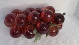 Racimo de uvas acrílico Lucite grande MCM de colección 1960 - Imagen 1 de 3